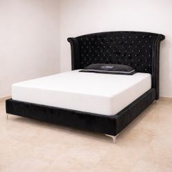 Black king size bed frame ( no mattress