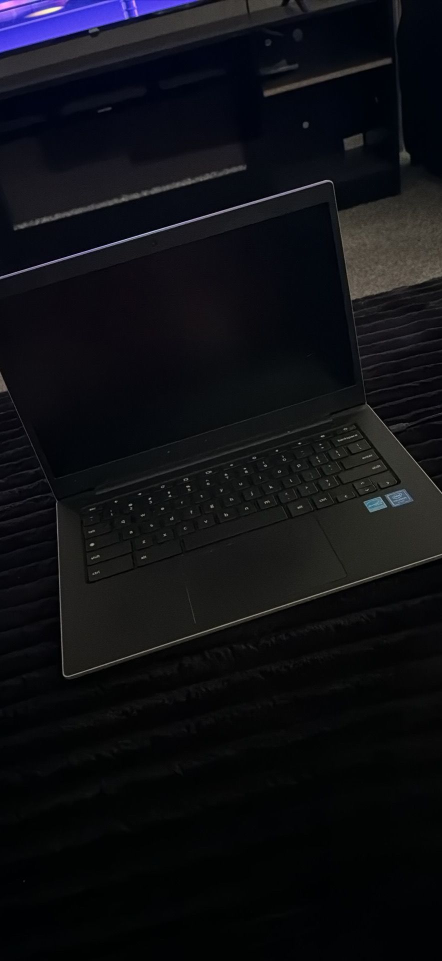 Galaxy Chromebook Go