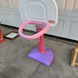Little Tikes Basketball Court 