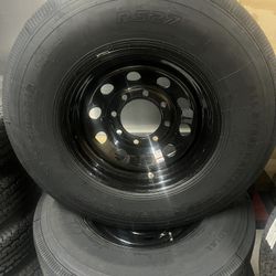 Trailer Tire 235 80 16 14 Ply . New
