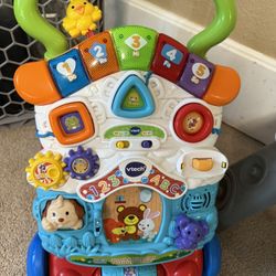 VTech Stroll and Discover Activity Walker