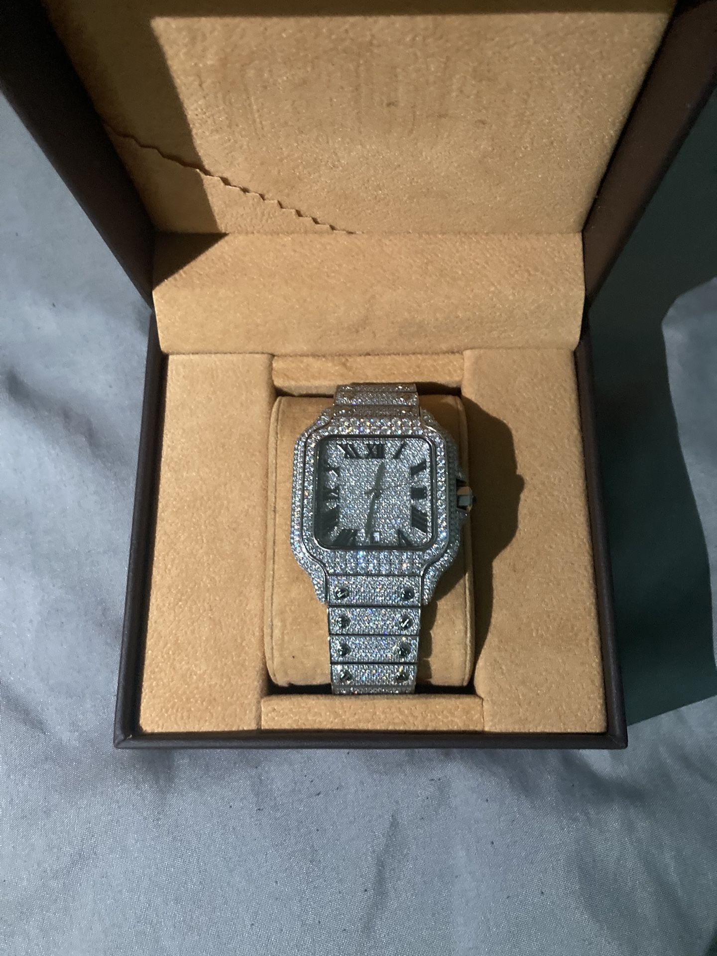 mossanite Watch