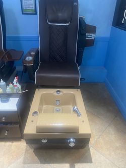$99 Massage Pedicure Chairs