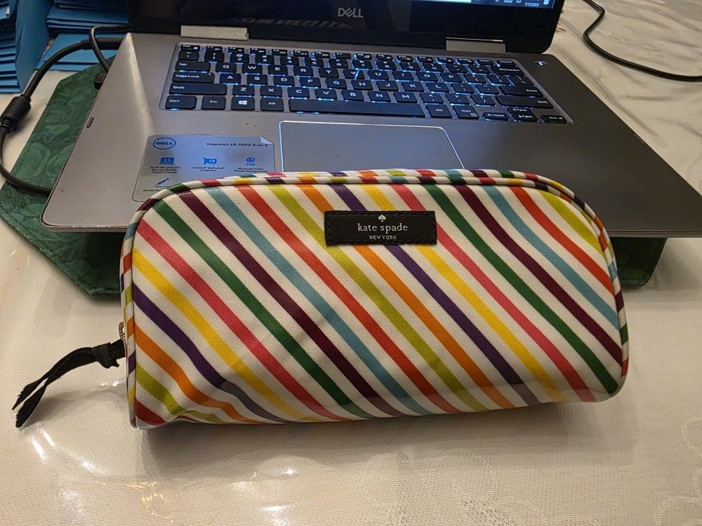 Kate Spade ♠️ Henrietta Live Colorful Multi Color Make Up Travel Case