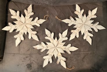 3 Piece Set Wood 13.5” Snowflake Decoration / Ornament