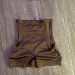 Waist trainer/butt lifter