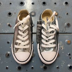 converse metallic size 11 youth