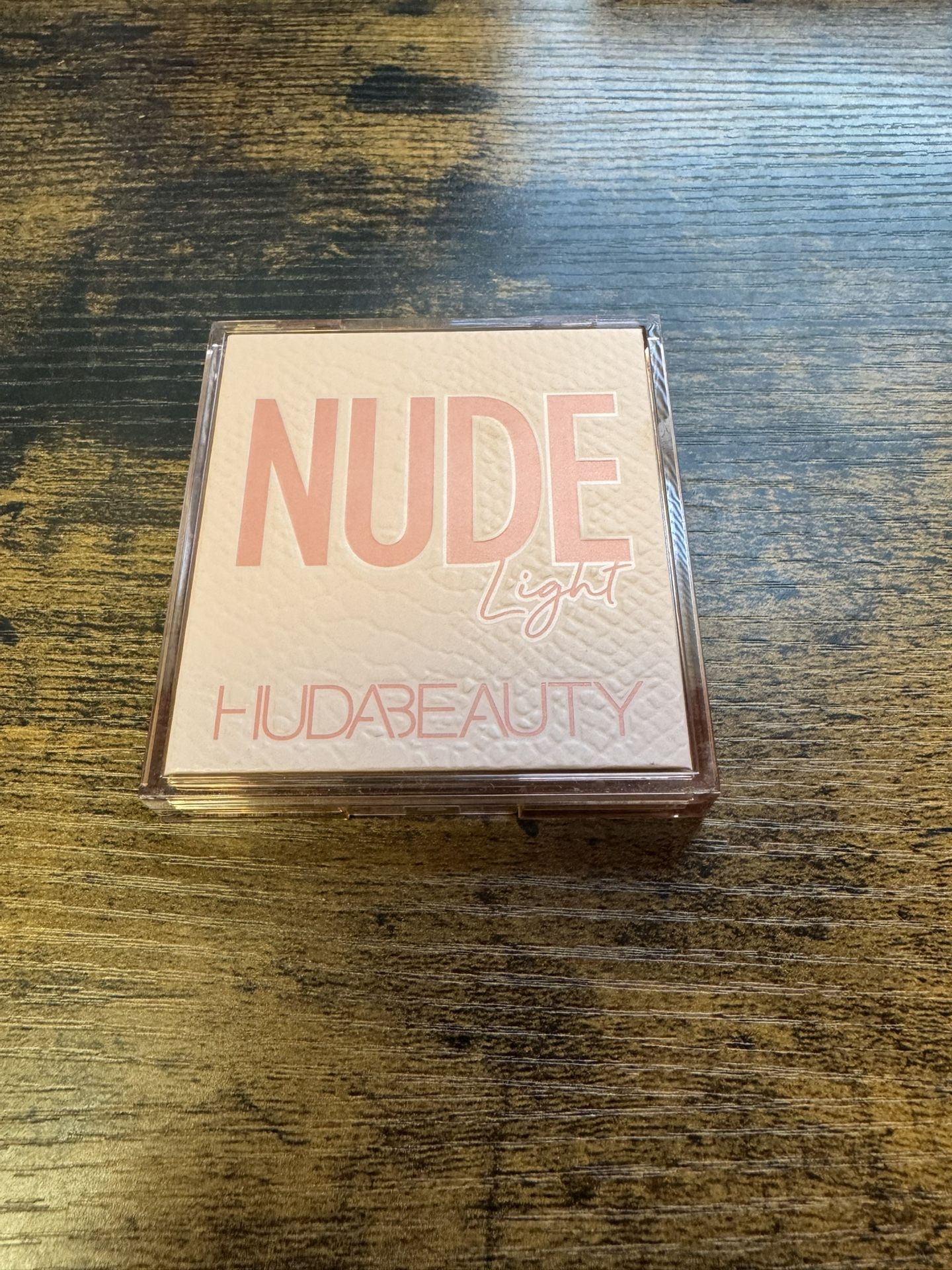 NUDE Light Obsessions Eyeshadow Palette