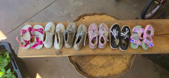 6 pairs of girl kids shoes kids 13 and two 12 1/2