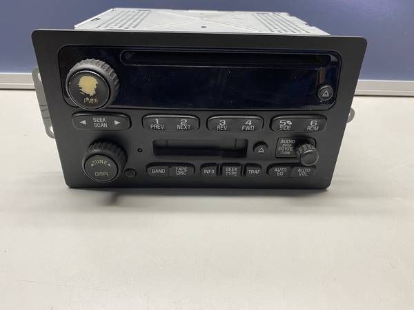 OEM GM Chevy Radio Receiver AM FM Stereo CD PLAYER Tape Cassette Deck