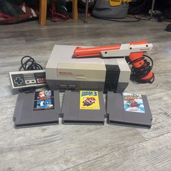 Nintendo entertainment system (NES) lot