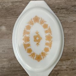  Vintage Pyrex Butterfly Gold Oval Lid #945C for #045 casserole dish.  Replacement,  lid only .