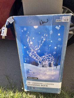 X-mas Tree And Reindeer