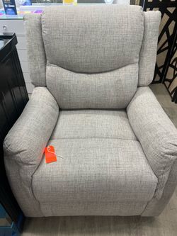 ⭐️Single manual Recliner⭐️