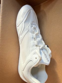 Cheer shoes