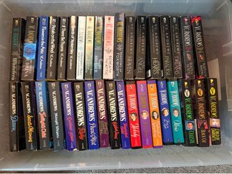 Near complete V.C. Andrews book collection HUGE LOT!!!