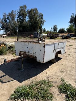 Utility box trailer