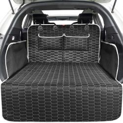 SUV Cargo Liner for Dogs, Waterproof Cargo Cover Pet Trunk Mat with Bumper Fl...