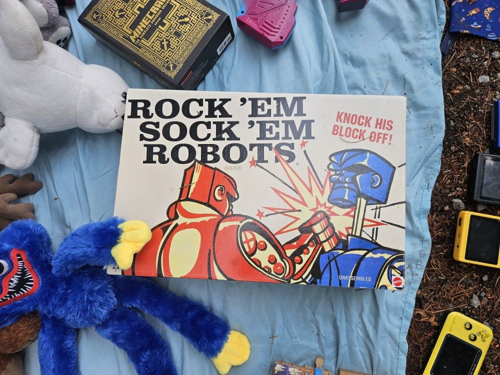 Rock Em Sock Em Robots Game