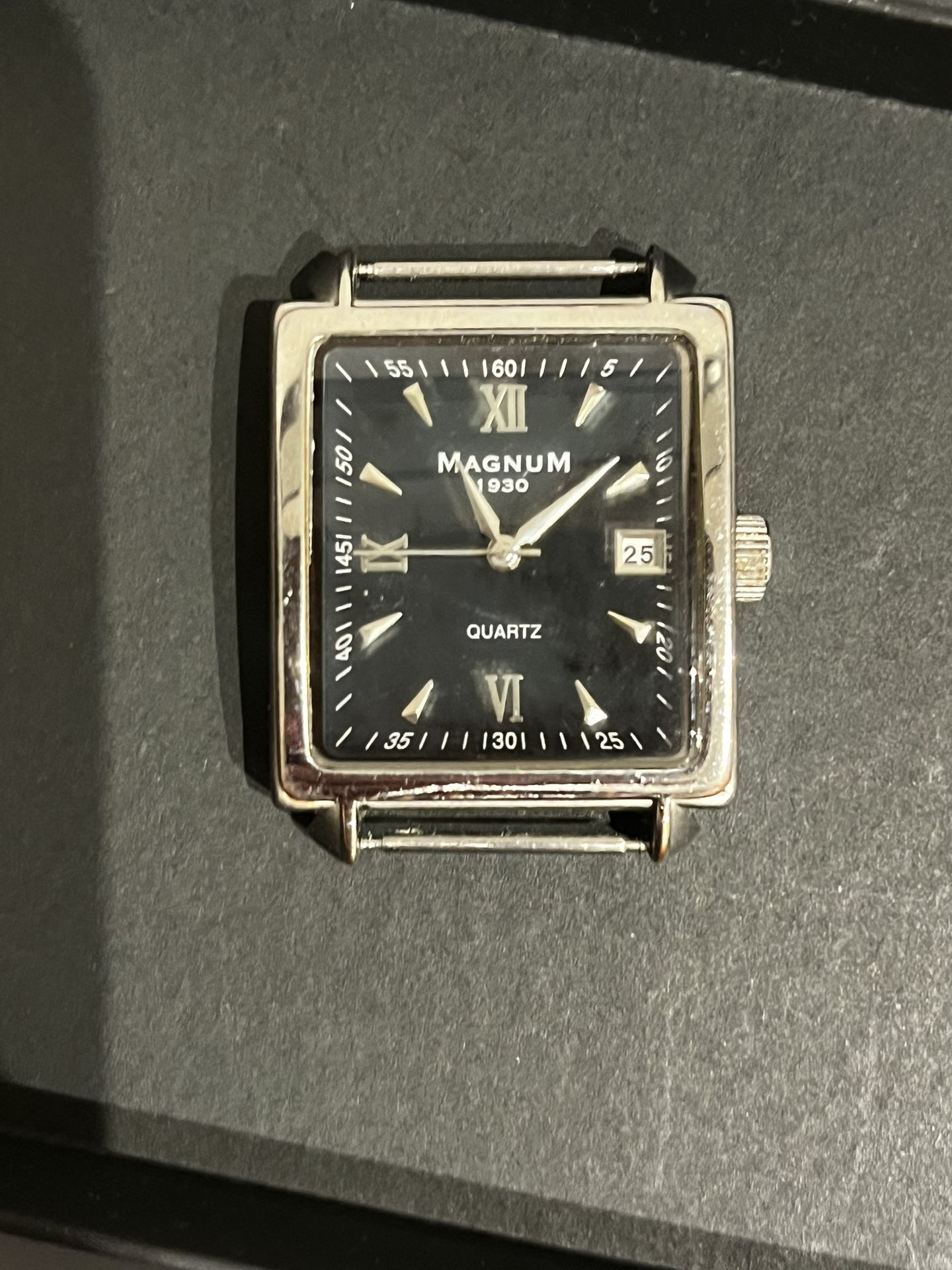 Magnum Vintage Watch Battery Should Be Replaced