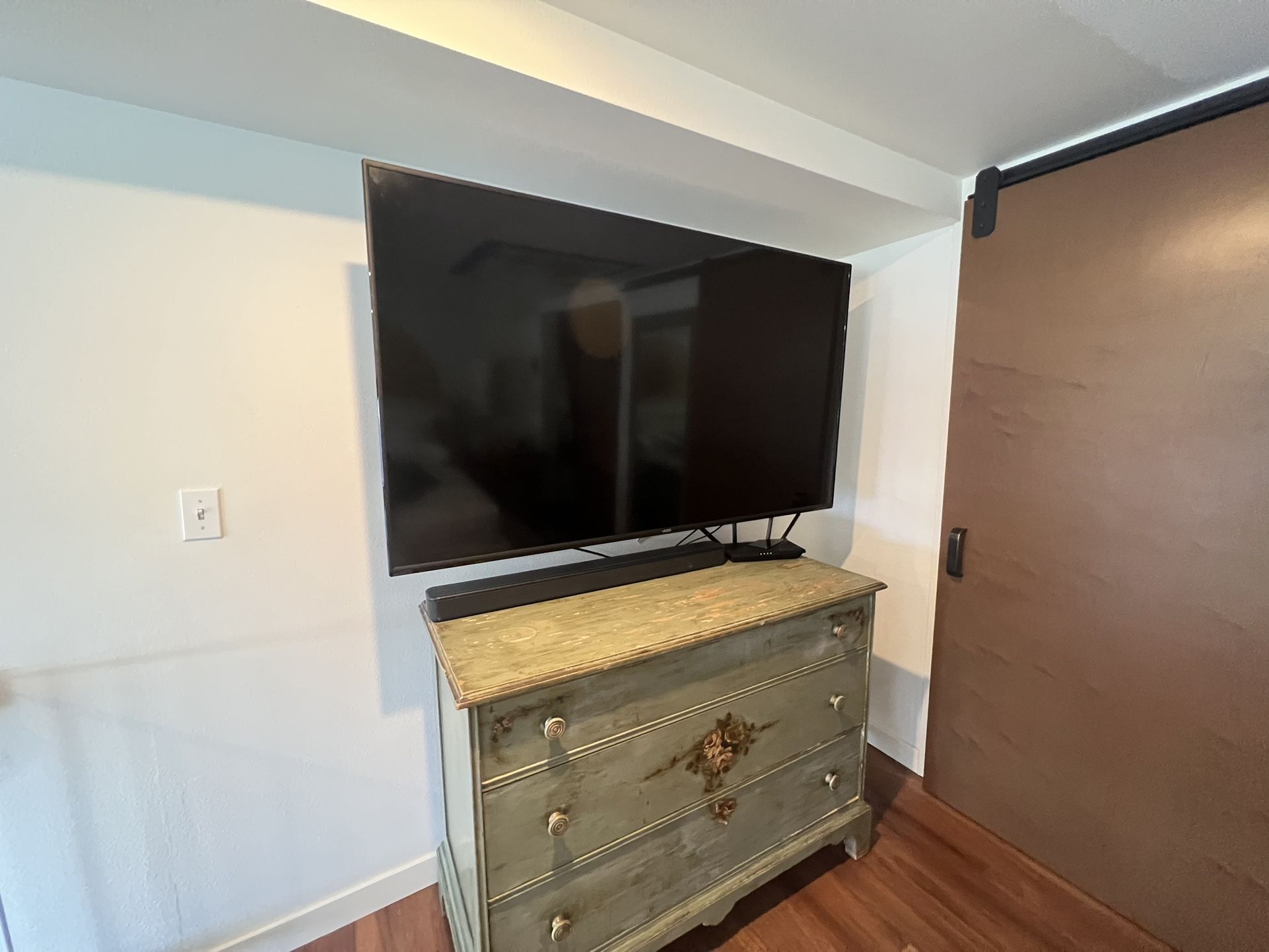 Moving Sale! 65 Inch Vizio TV (2020) , Sony Soundbar And Heavy Duty TV