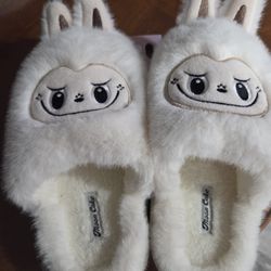 Moon Cake Labubu/Lafufu Slippers 