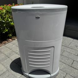 Dekor Diaper Pail White