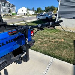 Thule Apex XT 4 Bike Hitch Rack