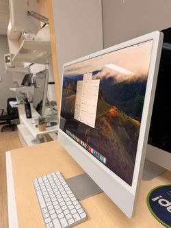 iMac 24 M3 (8GB RAM 256GB SSD with key board mouse