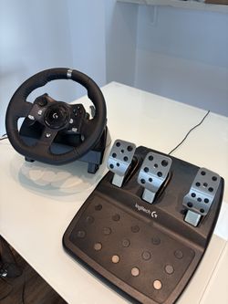Logitech - G920 Driving Force Racing Wheel and Pedals for Xbox Series XIS, Xbox One, Windows & Mac - Black