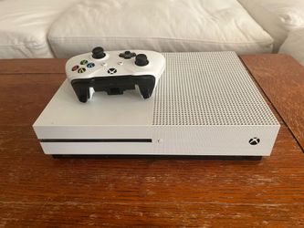 X Box One S (with controller and new batteries)