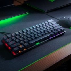 Razer Huntsman Mini Wired Keyboard & Viper 8k Hz Mouse Bundle 