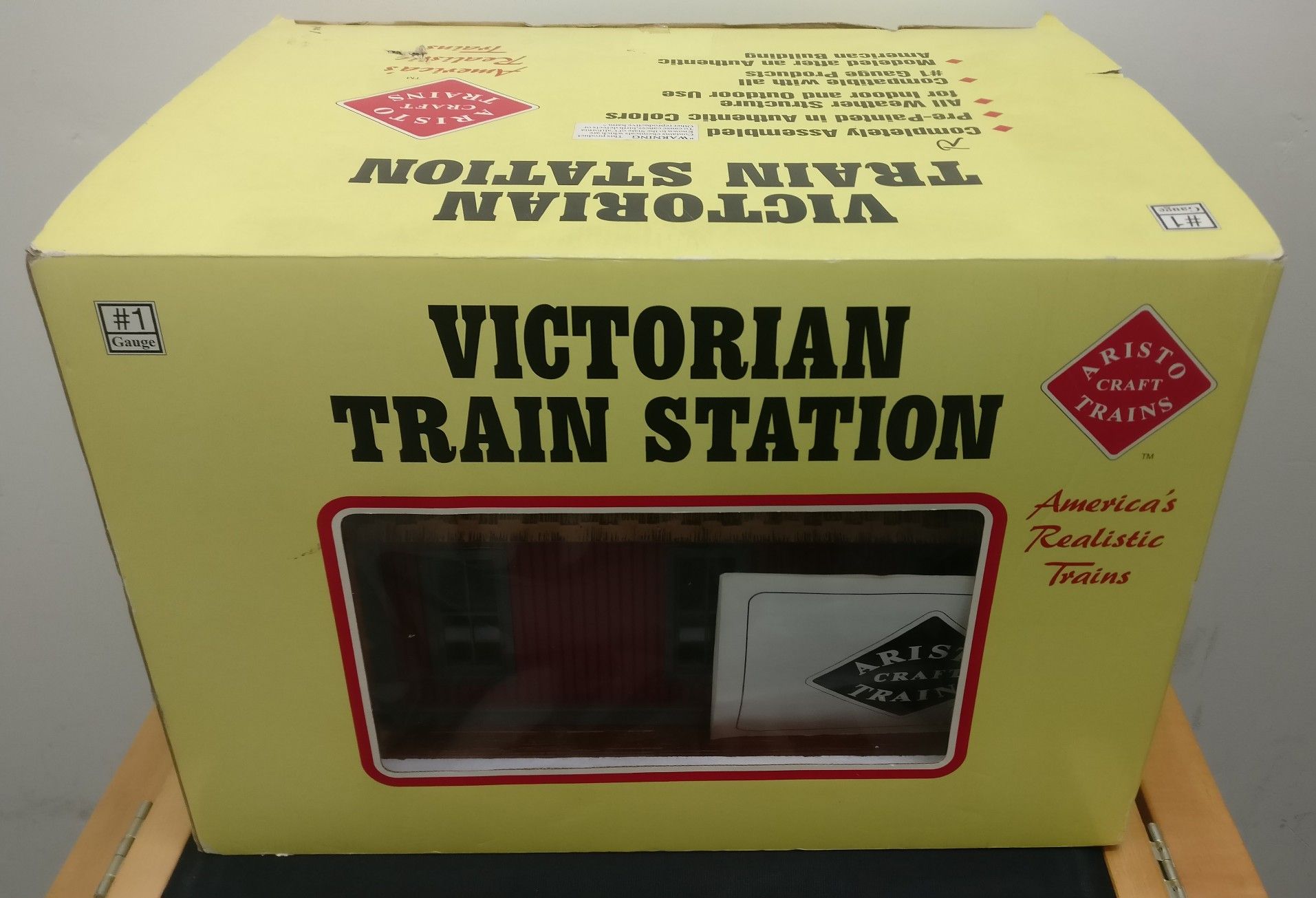 AristoCraft G Gauge Victorian Train Station in Original Box ART7100