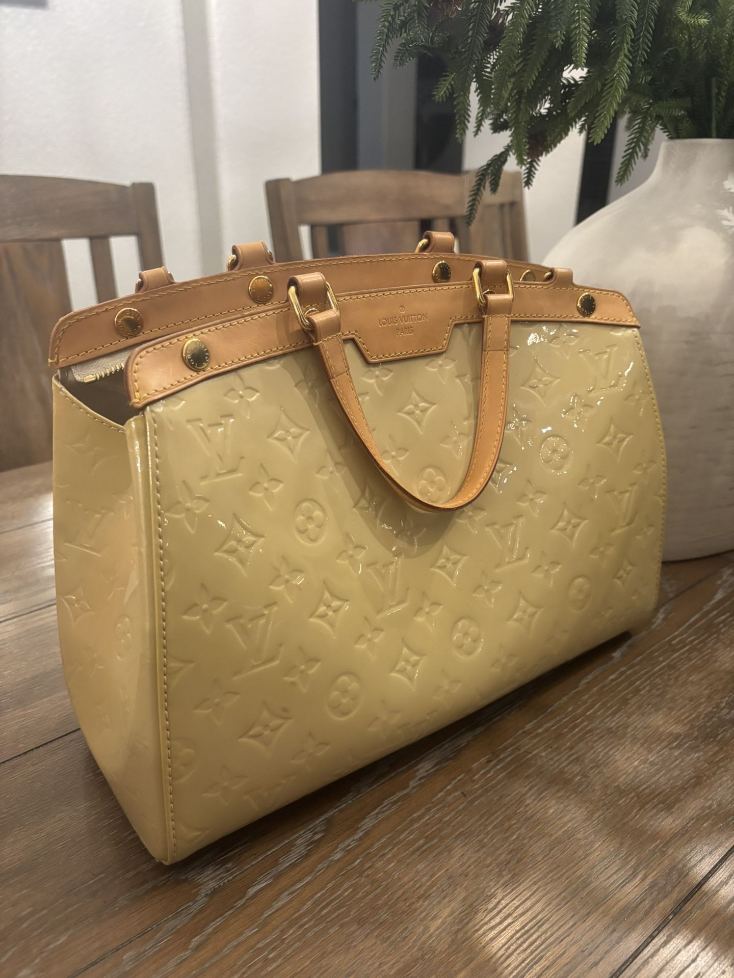 Louis Vuitton Cream Bag 