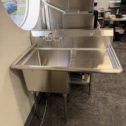 1 Compartment Sink With Faucet And Drainboard