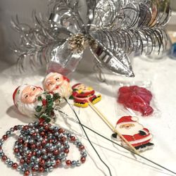 Great Lot of Mid Century Christmas Holiday Decor, Assemblage Goodies ! 