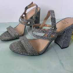 Silver Heels , Size 6 1/2