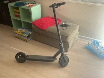 Adult electric scooter max speed 19mph when fully charged