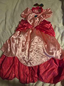 Princess Peach costume