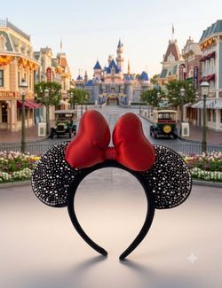 New - Minnie Mouse Headband Disney Ears