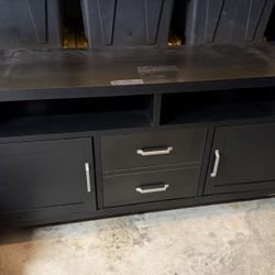 Tv Stand / Entertainment Center Black