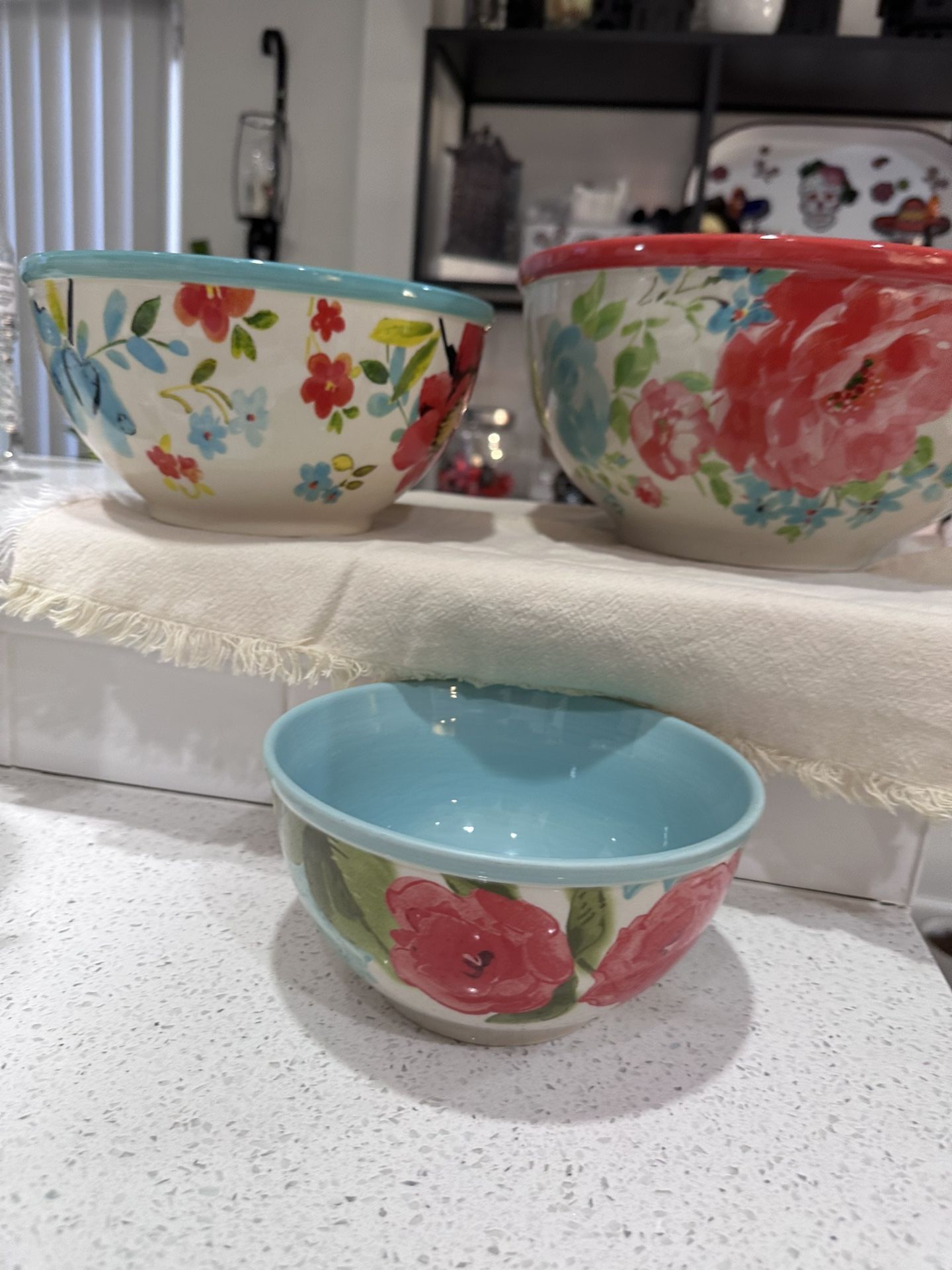 Pioneer woman Dish, Mixing bowl And Coffee Sets