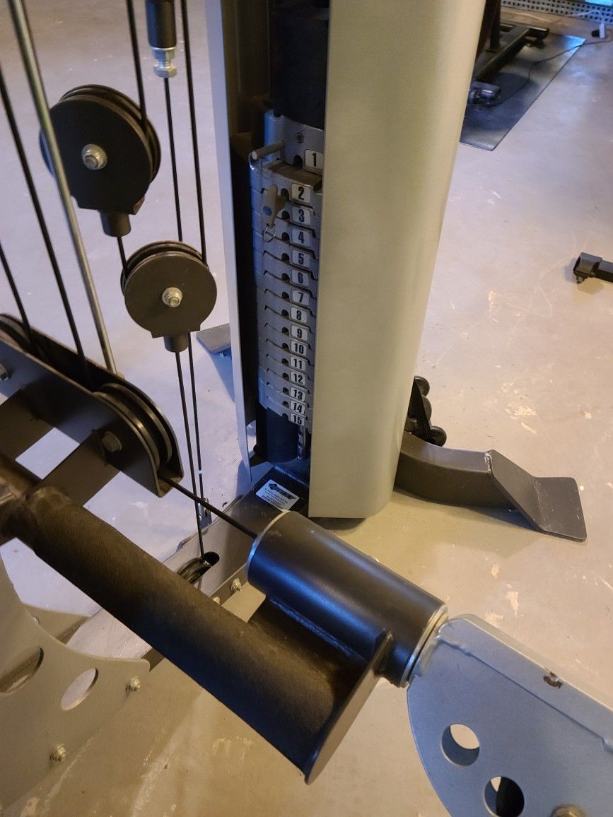 Hoist V2 Home Gym for Sale in Camp Hill, PA OfferUp