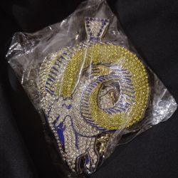 LA RAMS NECKLACE THROWBACK NEW
