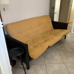 Futon (full-size)