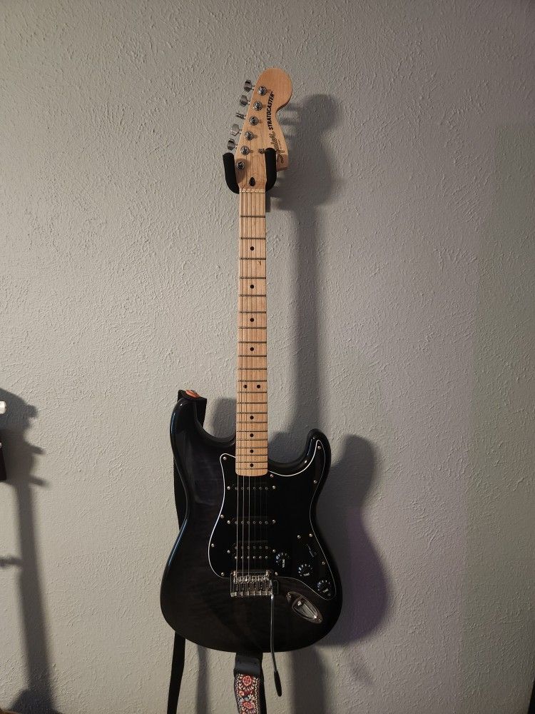 Squier Stratocaster Hss