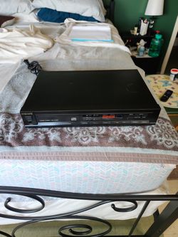 Magnavox CD Player