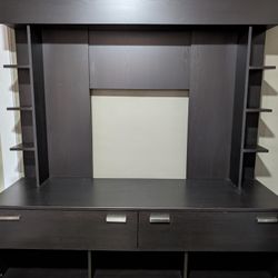 Attractive Entertainment Center