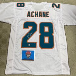 De’Von Achane Autographed Miami Dolphins Jersey With COA