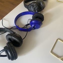4 Headphones 